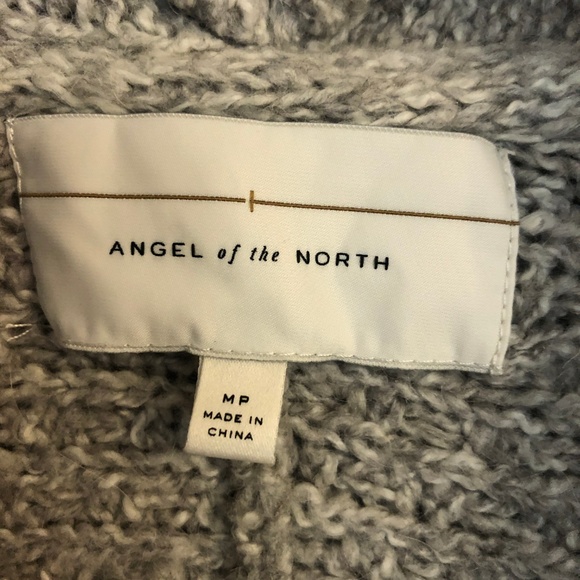 Anthro Angel of the North Chauvet Gray Cardigan - Picture 7 of 7